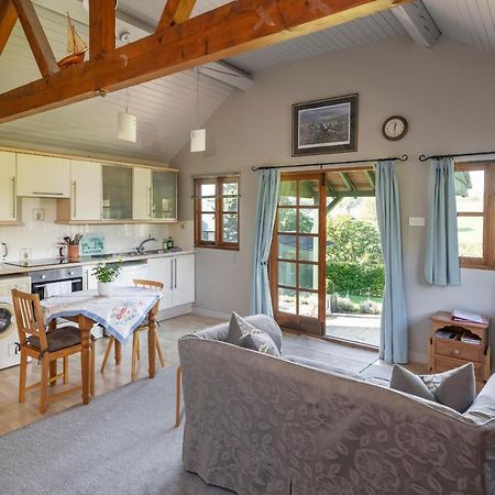 Beautiful Cottage With Stunning Views In Box Box  Zewnętrze zdjęcie